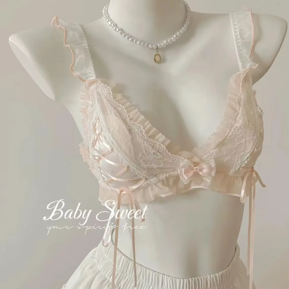 Lolita filles mince mignon dentelle petit soutien-gorge femmes Triangle tasse soutien-gorge Sexy