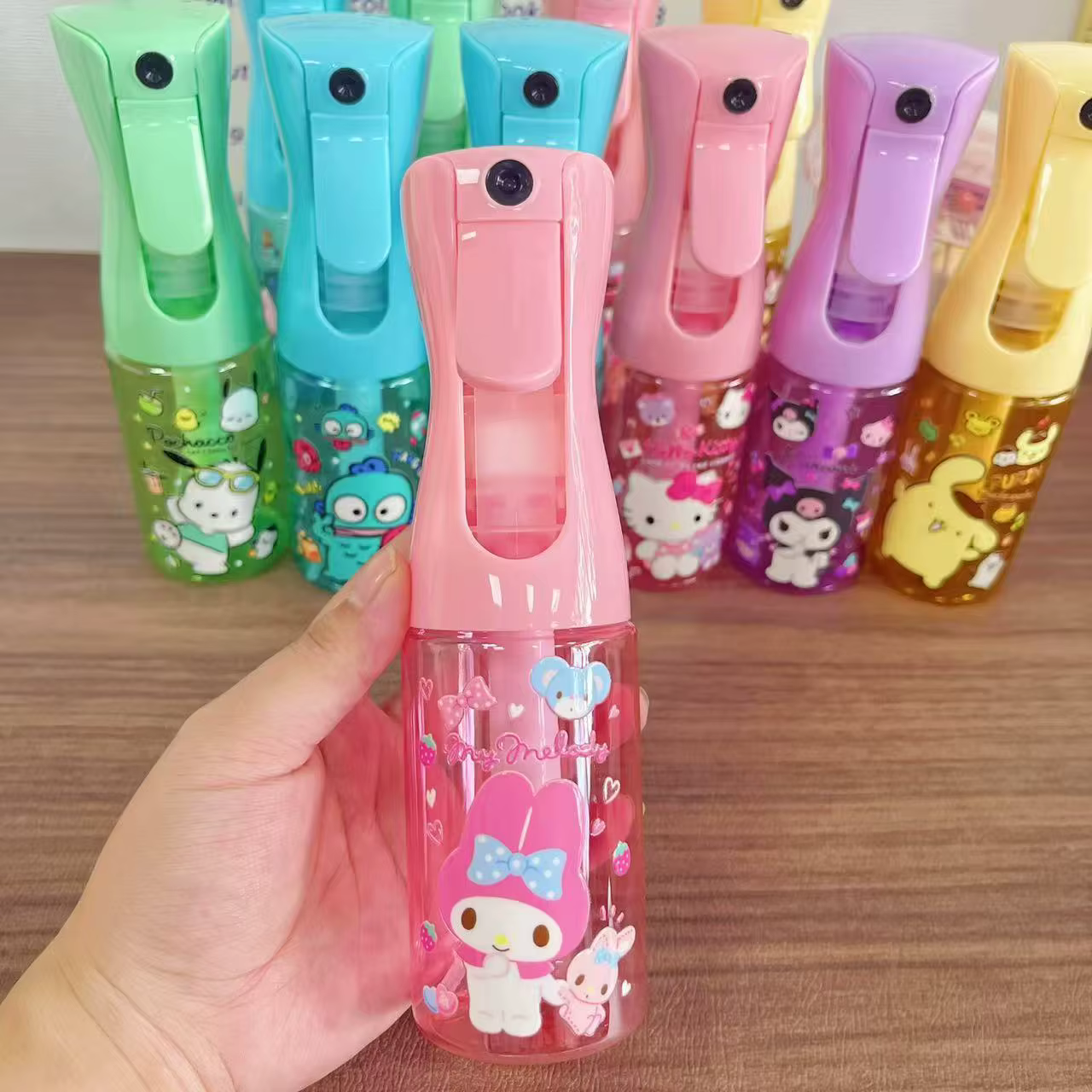 Bouteille pulvérisatrice de lotion Kuromi, style arrosoir, à thème anime, Sanrio Hello Kitty, mignon