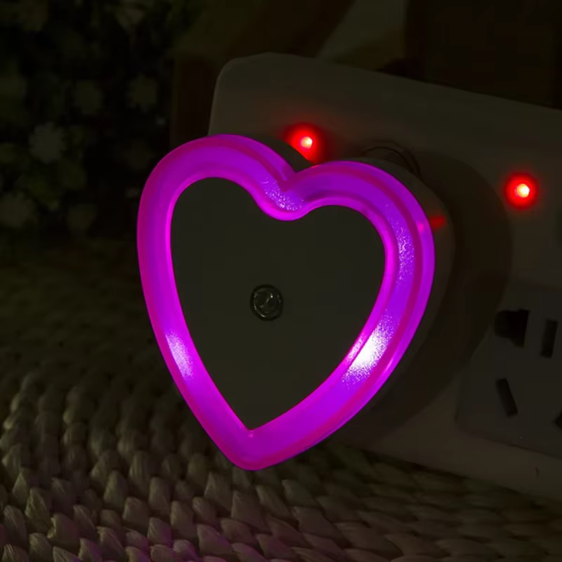 LED veilleuses en forme de coeur capteur sans fil prise ue/US veilleuse chambre salon chambre de béb