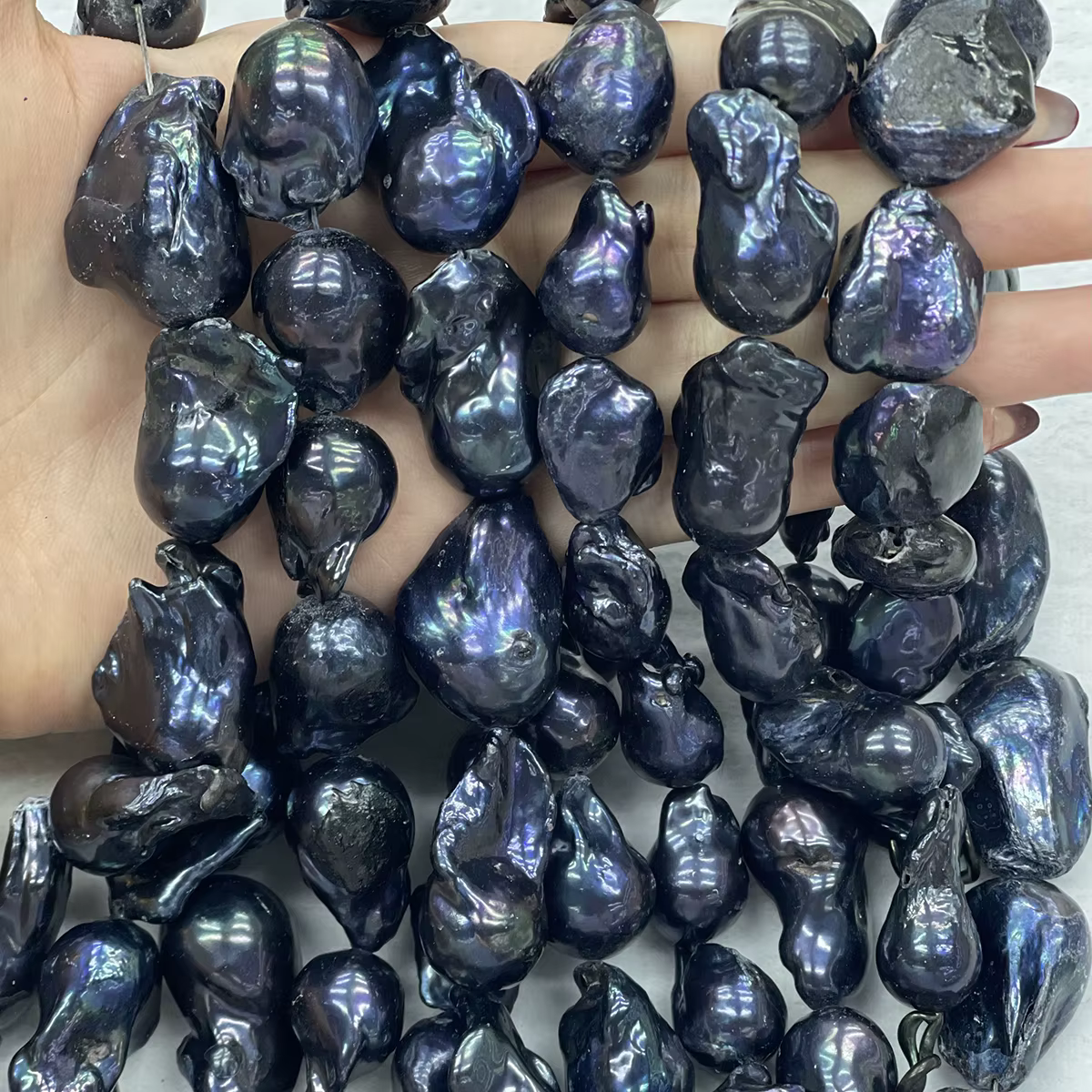 Perle d'eau douce naturelle noire baroque en forme de queue de poisson, pour la fabrication de bijou