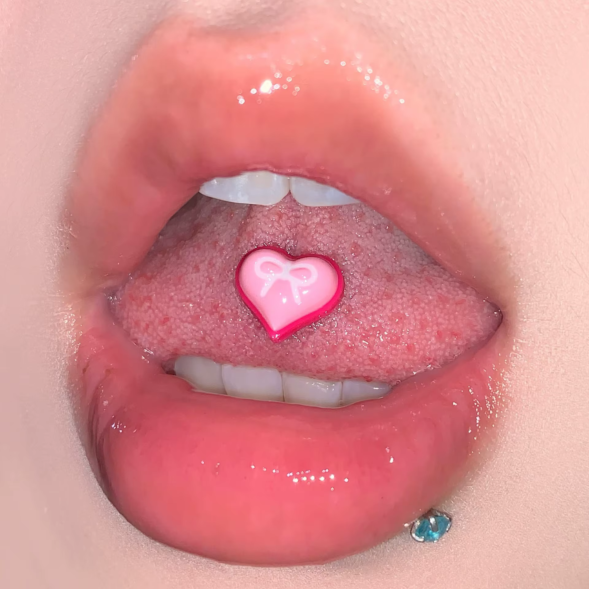 Piercing de langue élégant en forme de cœur, 1 pièce, orné de titane pour les lèvres, bijoux de corp