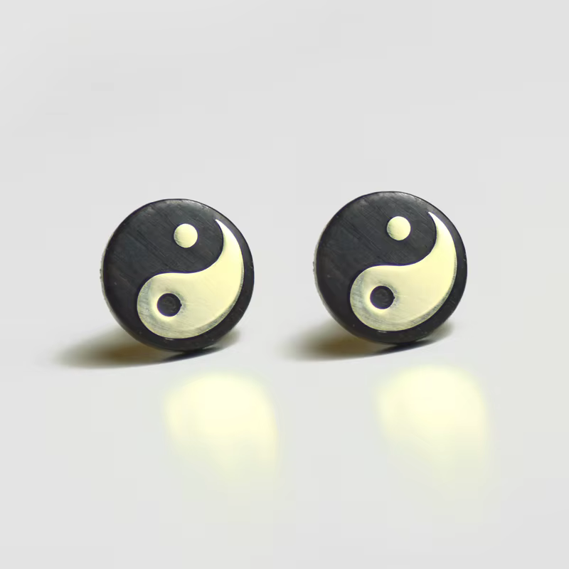 Boucles d'oreilles chinoises Yin Yang Taiji pour hommes, bois de santal et argent Sterling, Clip mag