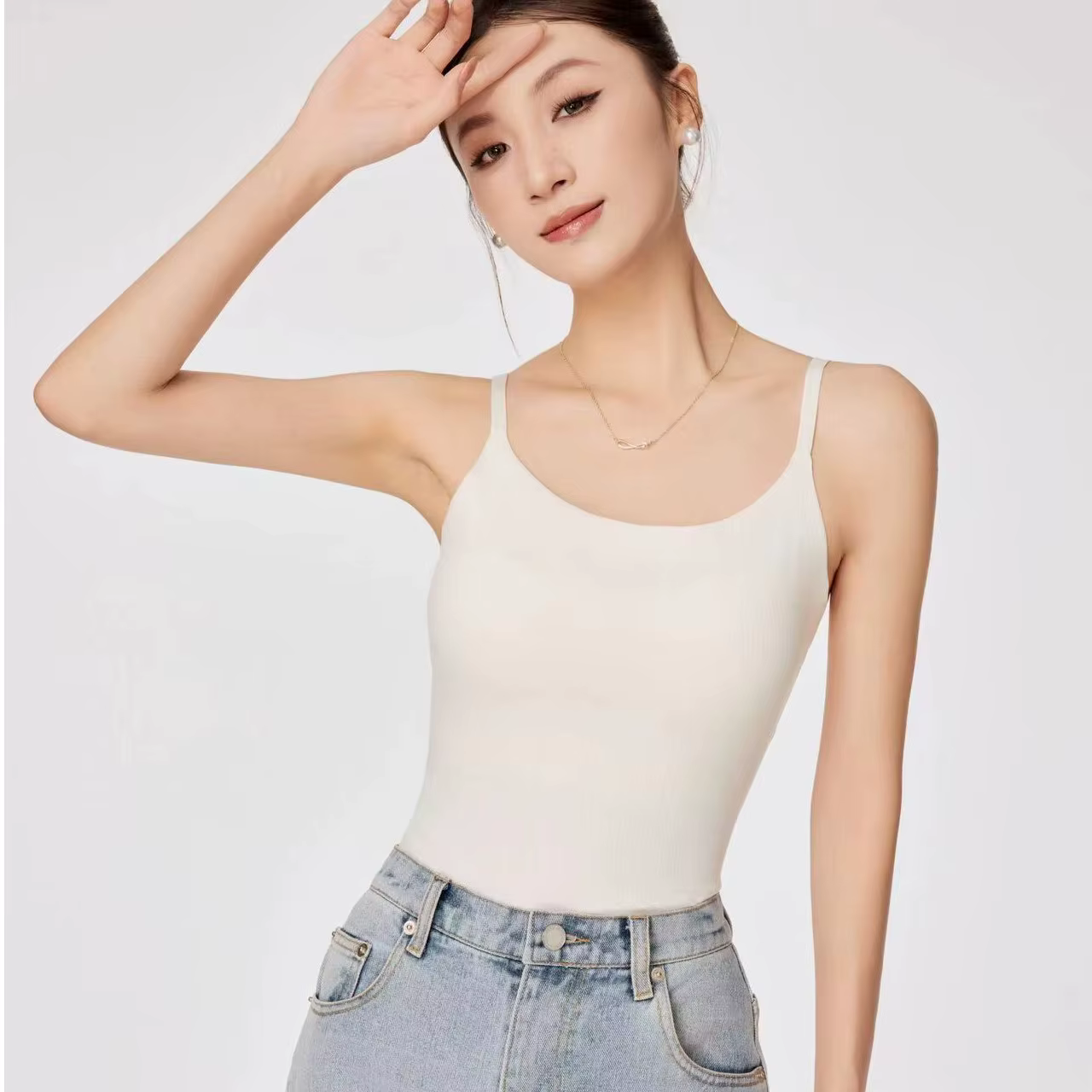 Soutien-gorge intégré extensible pour femmes, débardeur sans couture avec soutien rembourré intégré,