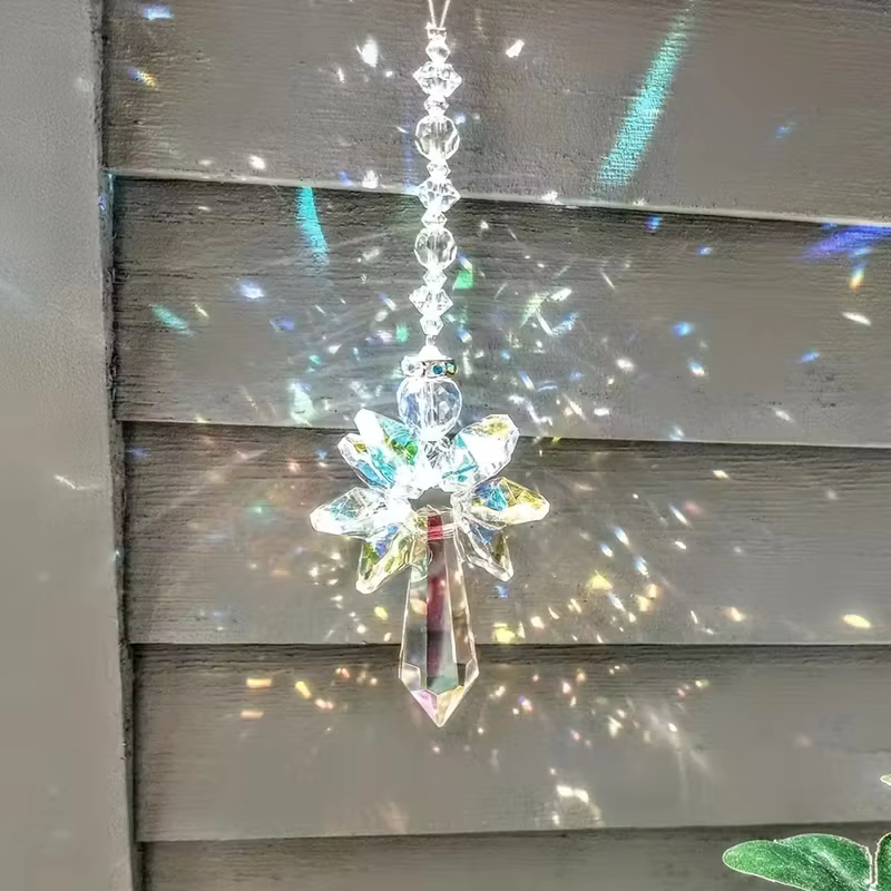1 morceau de capteur de lumière d'ange - pendentif élégant, avec un pendentif en cristal en forme de