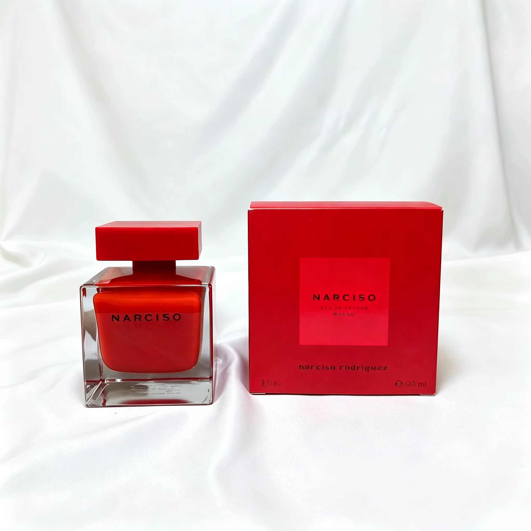 Parfum pour femme Narciso Rouge – Notes florales, musquées et fruitées. Vibrançante et confiante, na