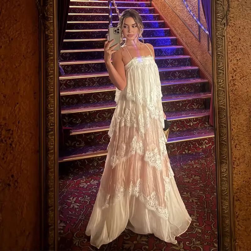 Robe longue chic à bretelles superposées en dentelle patchwork pour femme, sans manches, coupe trapè