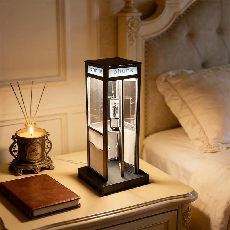 Lampe de table LED rétro en forme de cabine téléphonique londonienne, lumière chaude vintage, veille