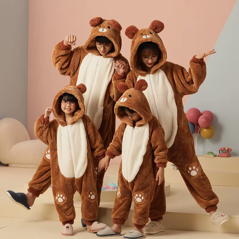 Hiver famille Parent-enfant tenue Pijamas Onesie Animal Kawaii Panda vêtements de nuit épaissir doux