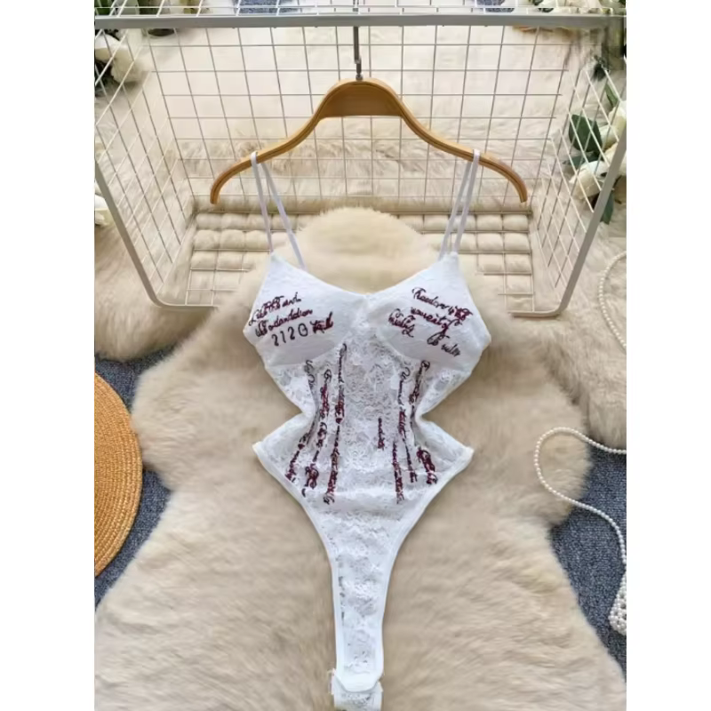 Body sexy en dentelle imprimé lettres, sans manches, à entrejambe ouvert, style débardeur, transpare