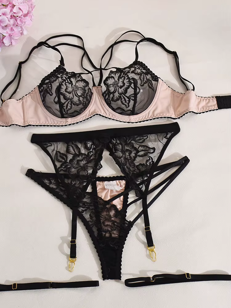 Fantaisie exotique Sexy dentelle pansement soutien-gorge et porte-jarretelles ensemble broderie Fine