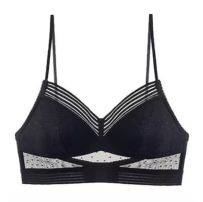 Lingerie d'été dos nu avec une poitrine en U discrète et sexy, accompagnée de petites dentelles fran