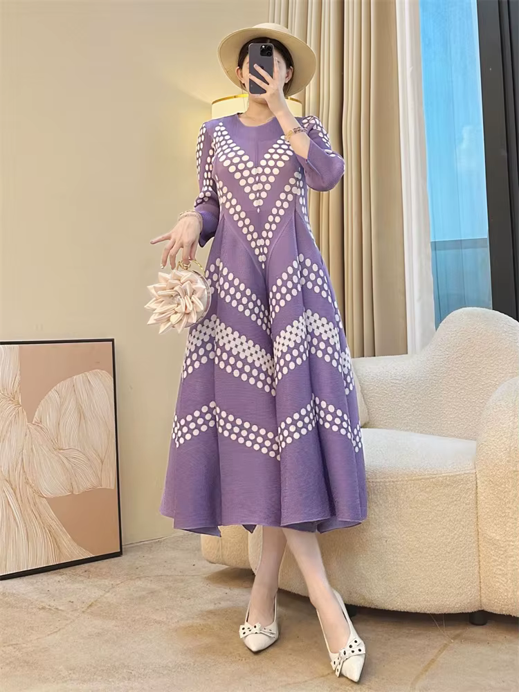 Elegantné voľné šaty pre ženy
